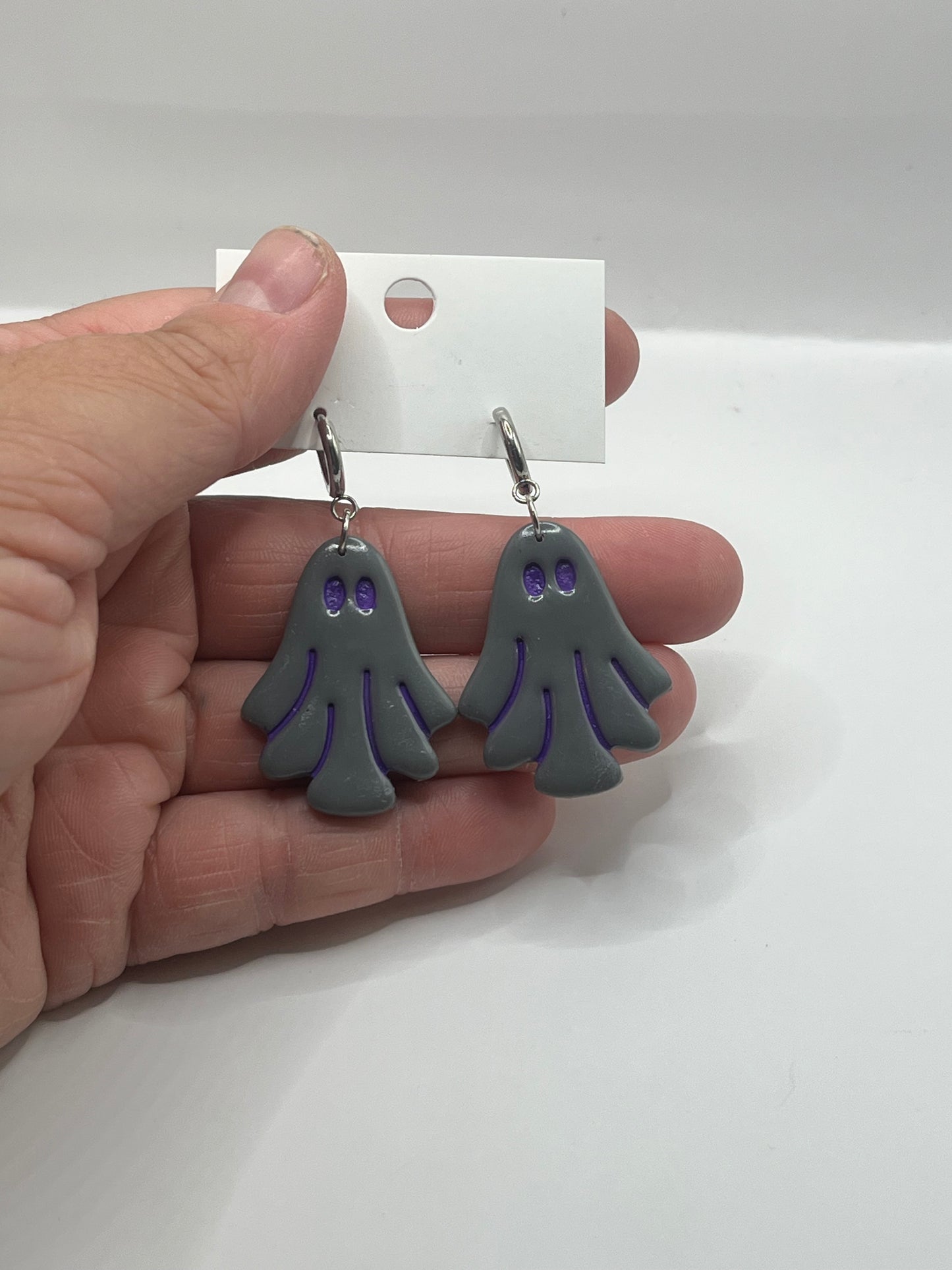 Dark Gray Ghostie Earring